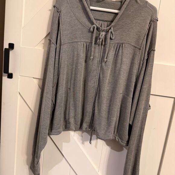 Free People Mesa Hoodie Zip Up Medium Gray Cute! - Picture 2 of 7
